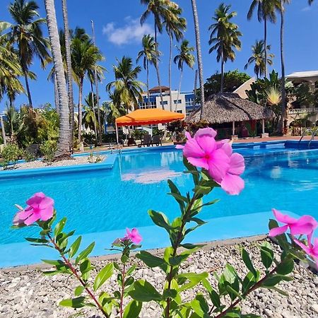Hotel Cortecito Inn プンタ・カナ エクステリア 写真